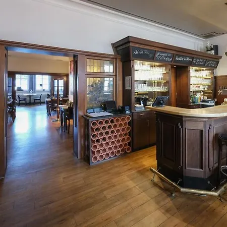 & Restaurant Zum Ritter Отель 3*