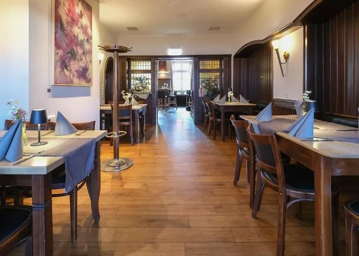 & Restaurant Zum Ritter 3* Attendorn